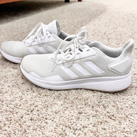 duramo 9 running sneaker